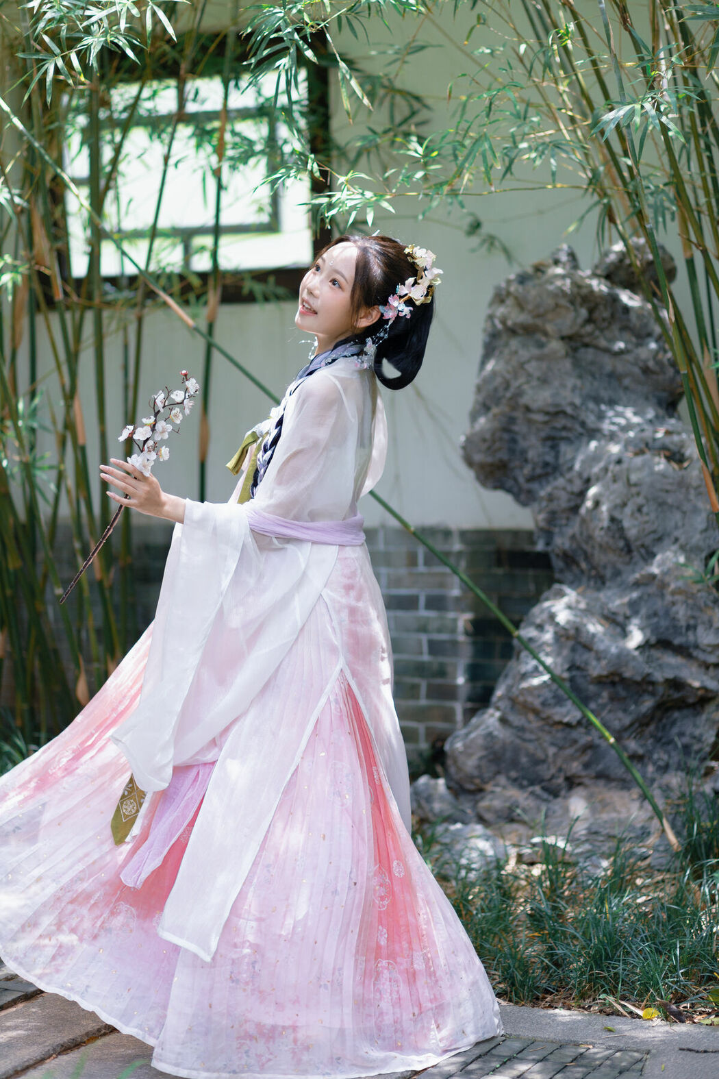 YiTuYu艺图语 Vol.10475 Bao (16P)