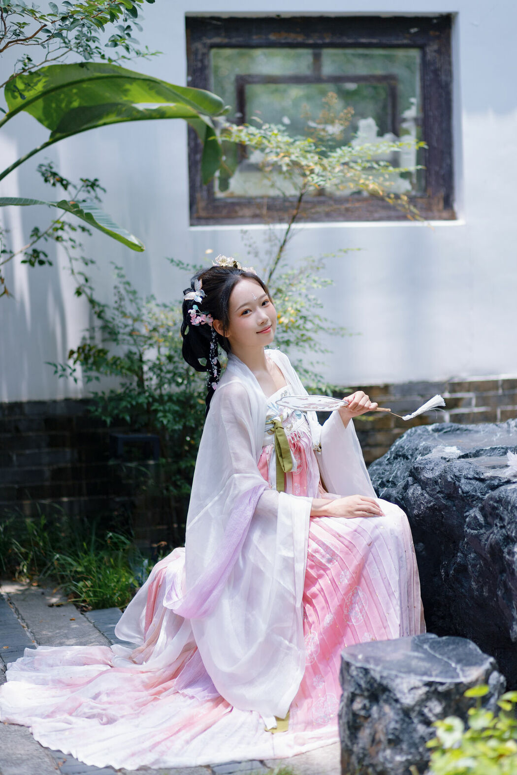 YiTuYu艺图语 Vol.10475 Bao (16P)