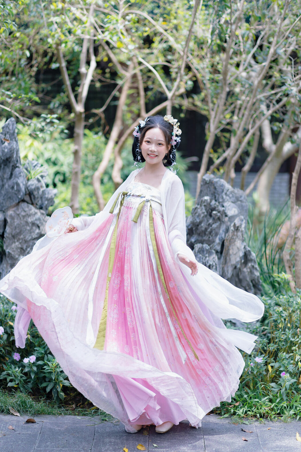YiTuYu艺图语 Vol.10475 Bao (16P)