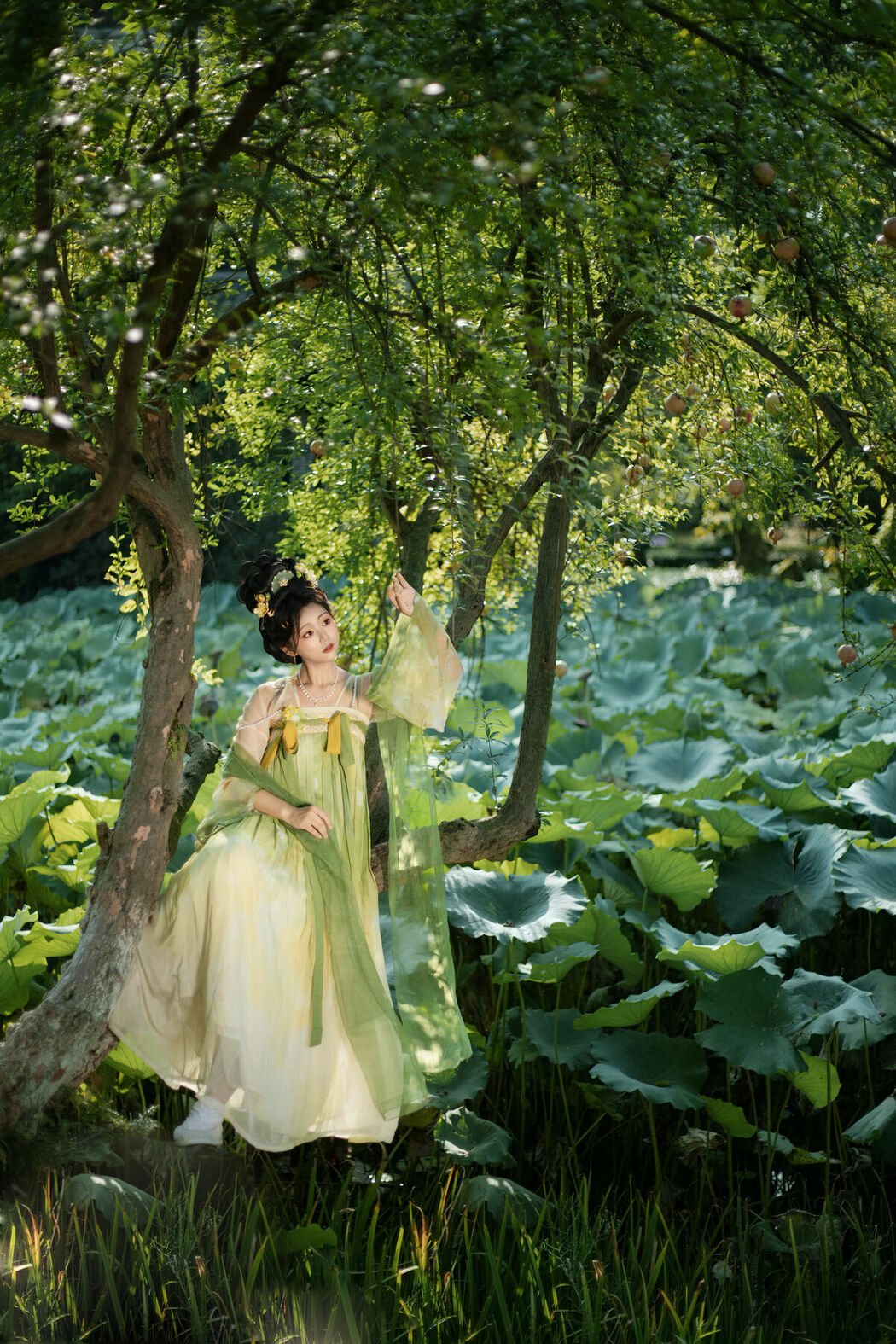 YiTuYu艺图语 Vol.10474 Tao Zi (21P)