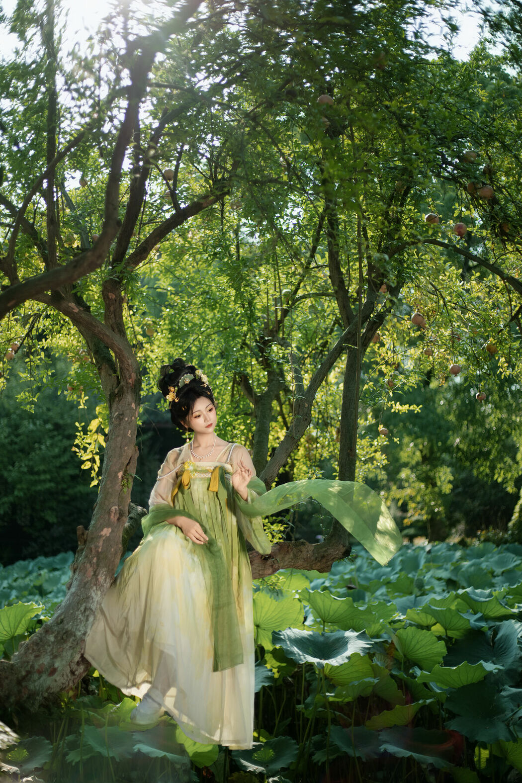 YiTuYu艺图语 Vol.10474 Tao Zi (21P)