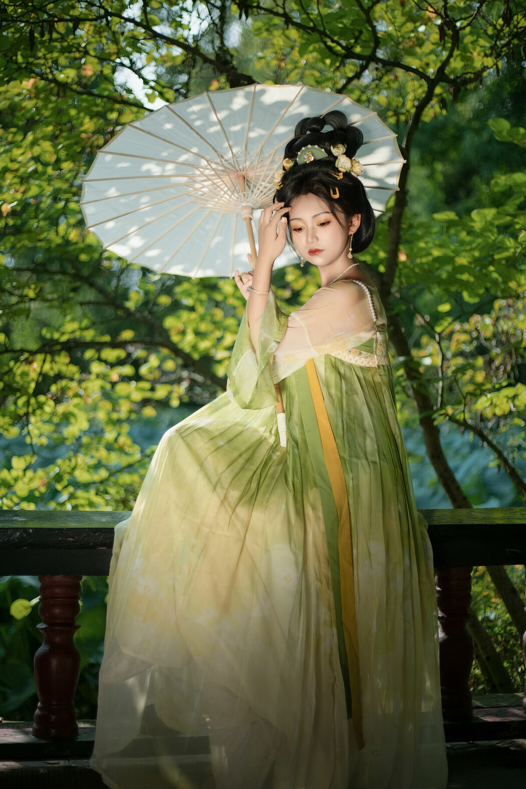 YiTuYu艺图语 Vol.10474 Tao Zi (21P)