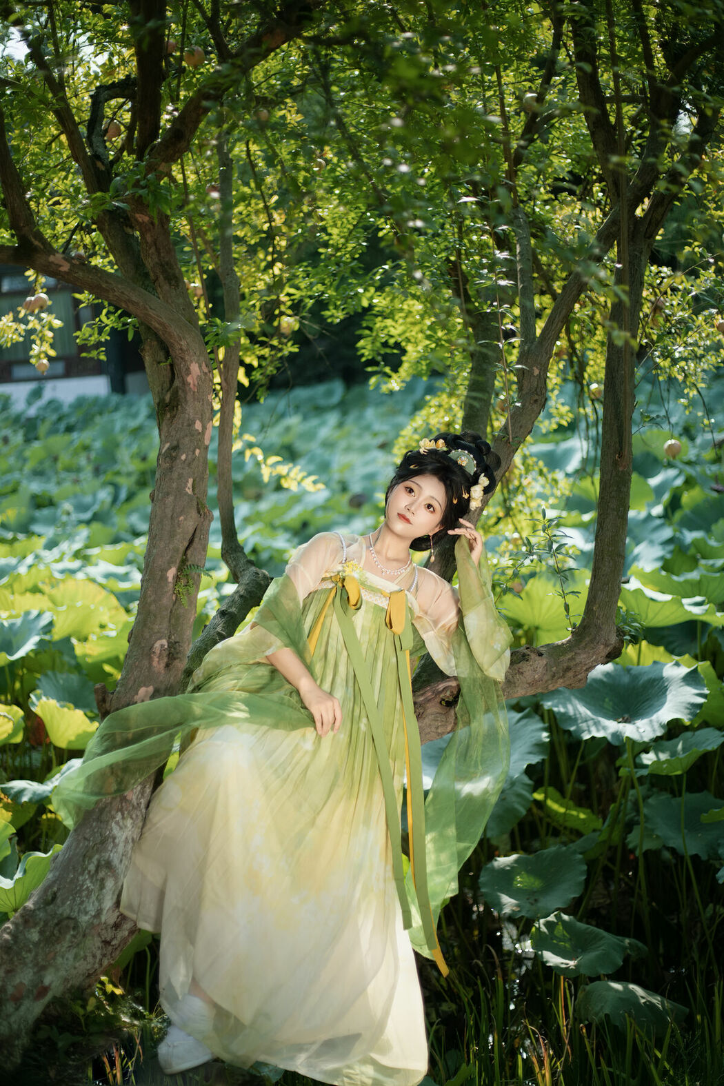 YiTuYu艺图语 Vol.10474 Tao Zi (21P)