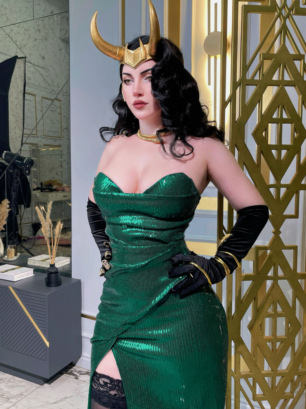 Coser@Ulichan – Lady Loki (30P)