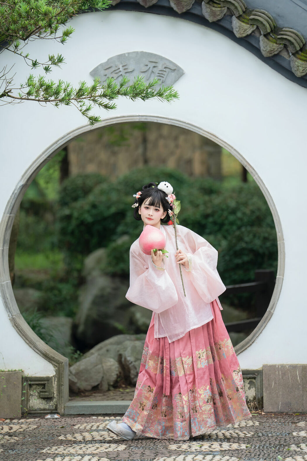 YiTuYu艺图语 Vol.10476 Jiao Yi Zhi Sui Sui (61P)