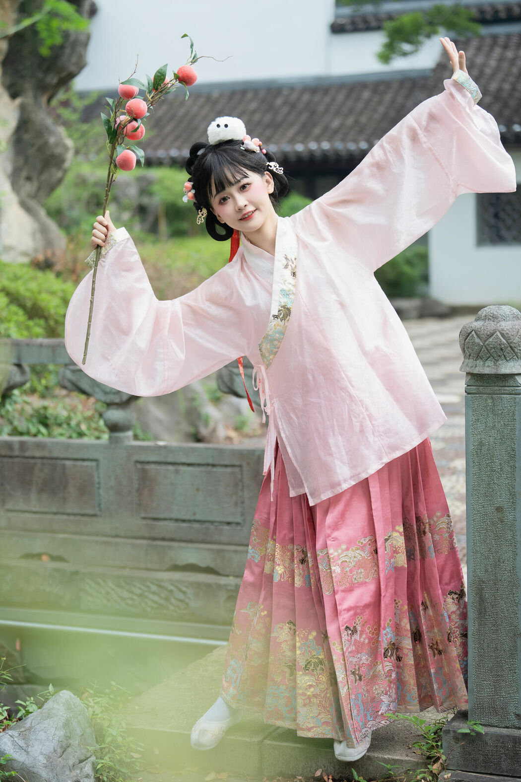 YiTuYu艺图语 Vol.10476 Jiao Yi Zhi Sui Sui (61P)