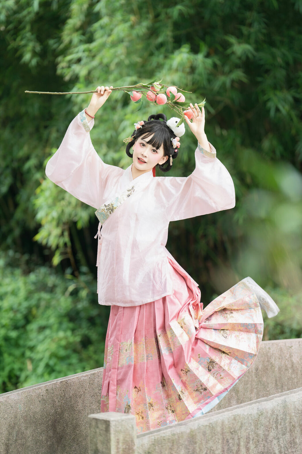 YiTuYu艺图语 Vol.10476 Jiao Yi Zhi Sui Sui (61P)