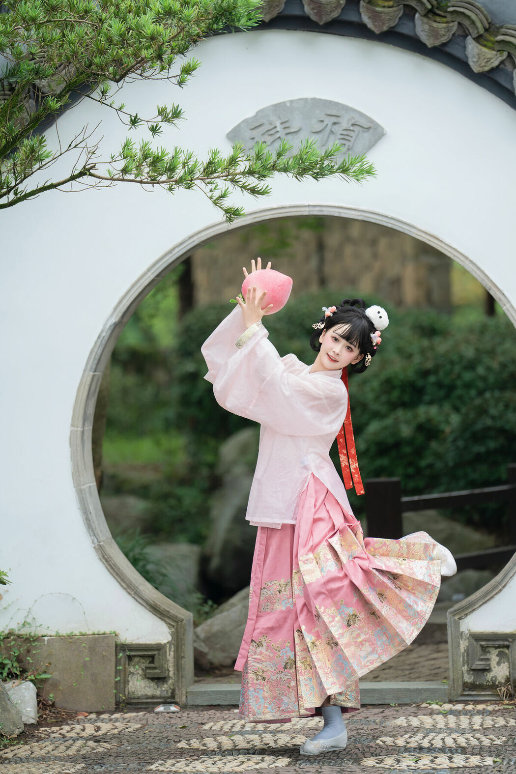 YiTuYu艺图语 Vol.10476 Jiao Yi Zhi Sui Sui (61P)