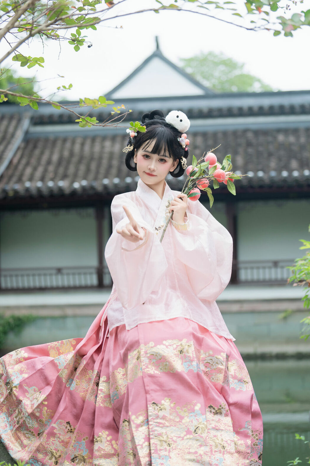 YiTuYu艺图语 Vol.10476 Jiao Yi Zhi Sui Sui (61P)