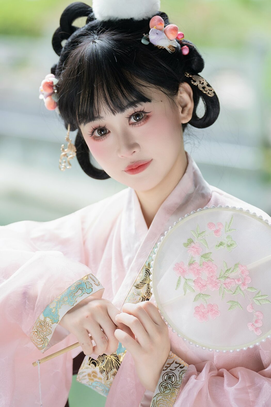 YiTuYu艺图语 Vol.10476 Jiao Yi Zhi Sui Sui (61P) Cover Photo