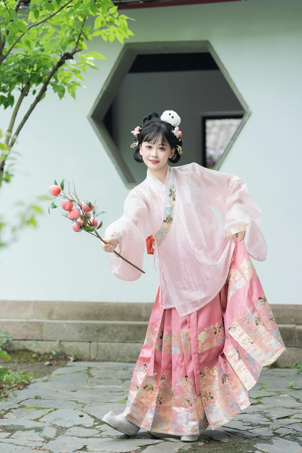 YiTuYu艺图语 Vol.10476 Jiao Yi Zhi Sui Sui (61P)
