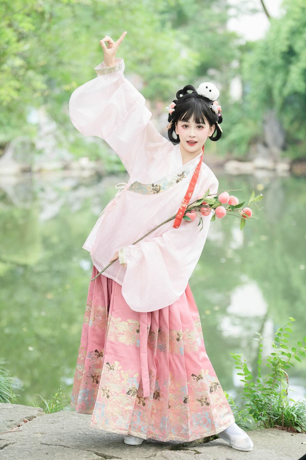 YiTuYu艺图语 Vol.10476 Jiao Yi Zhi Sui Sui (61P)
