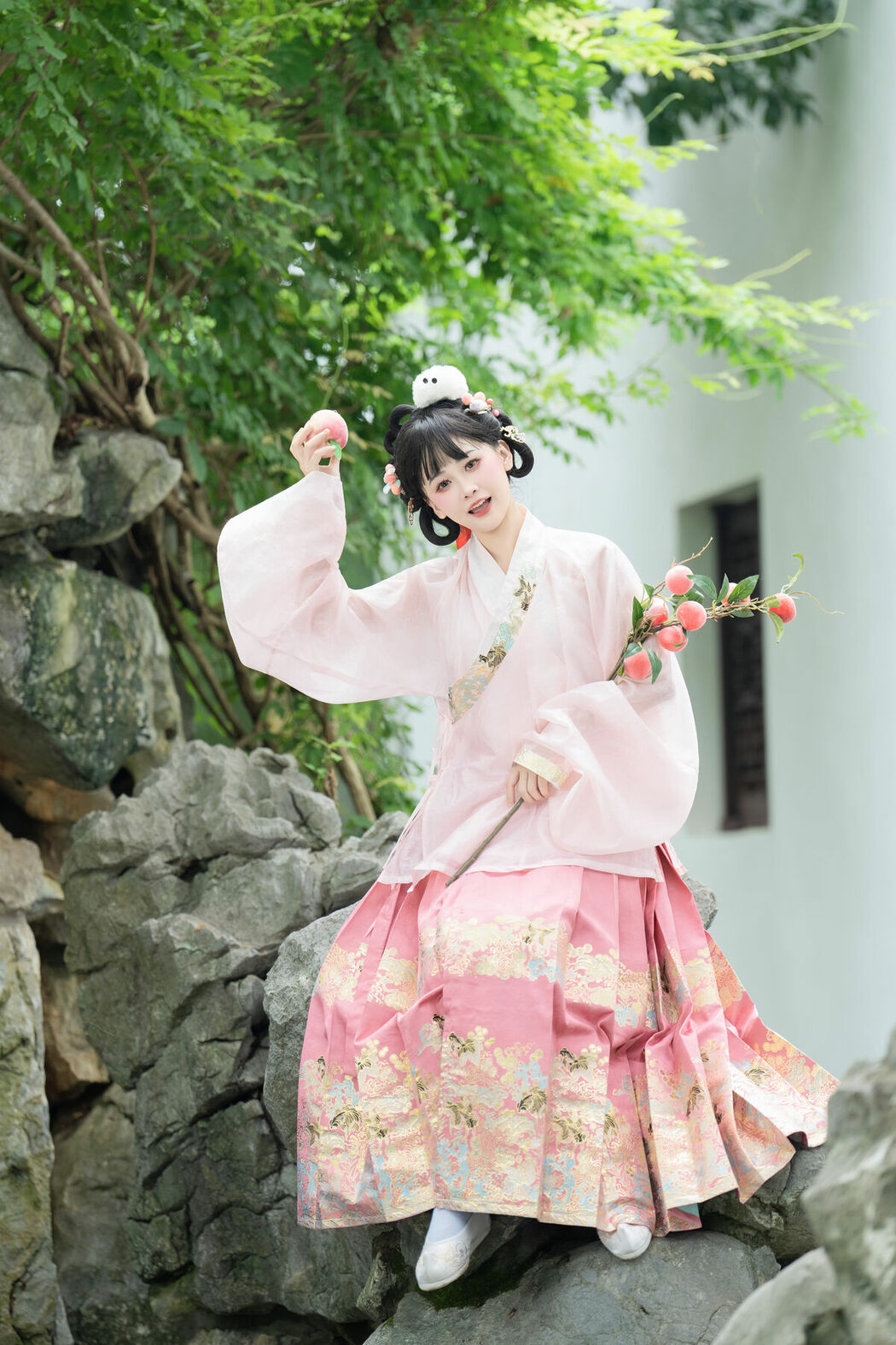 YiTuYu艺图语 Vol.10476 Jiao Yi Zhi Sui Sui (61P)