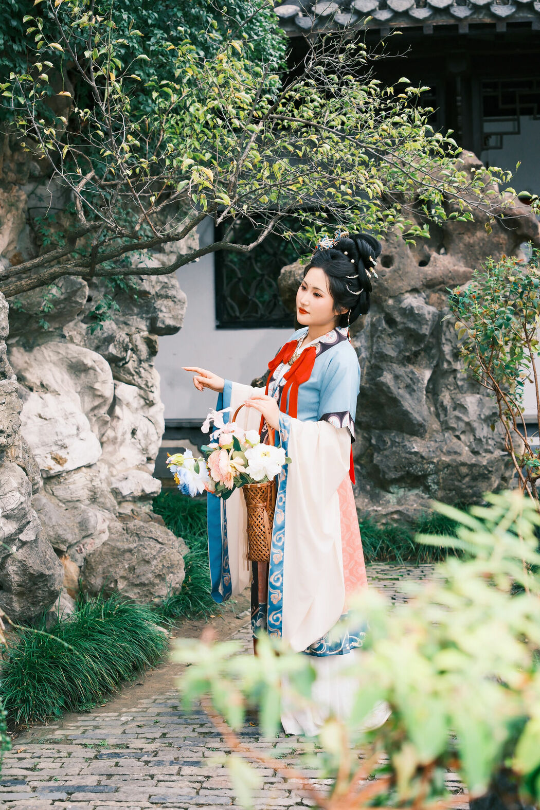 YiTuYu艺图语 Vol.10486 Yi Ming (12P)