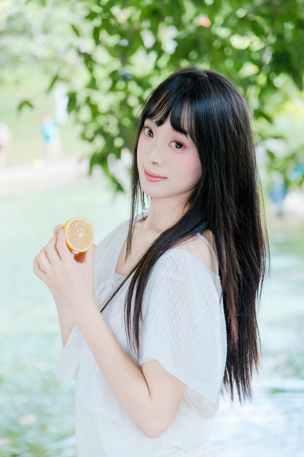 YiTuYu艺图语 Vol.10484 Ye Zhi (30P)