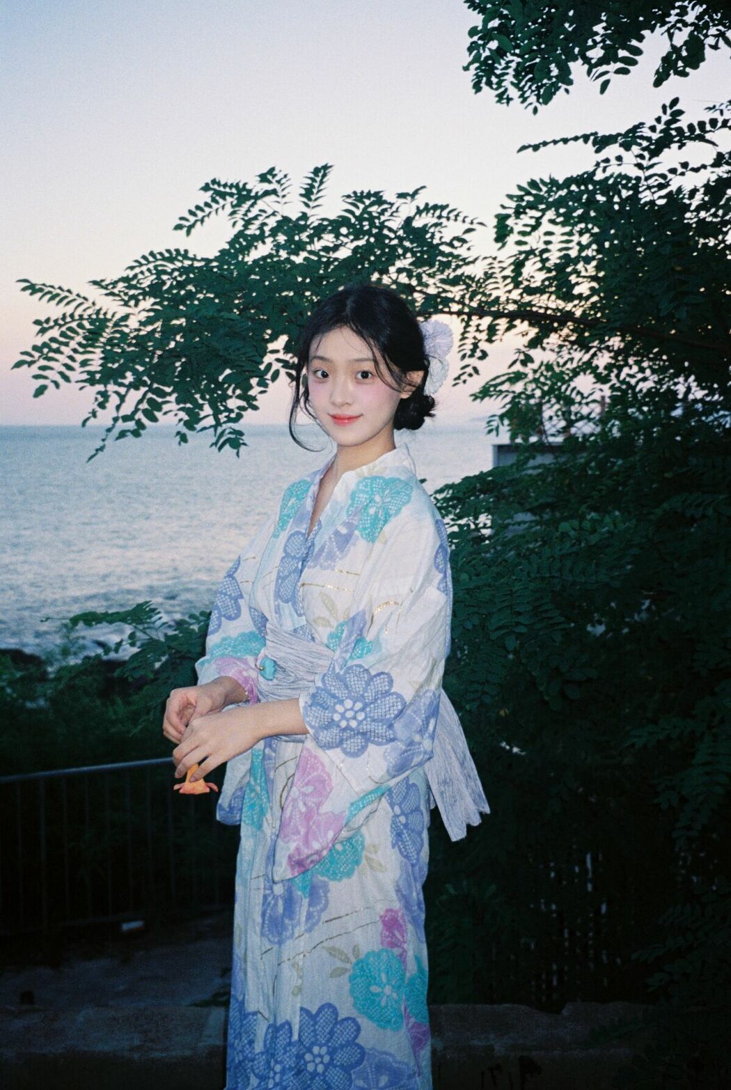 YiTuYu艺图语 Vol.10490 Yi Wei Yu (11P)
