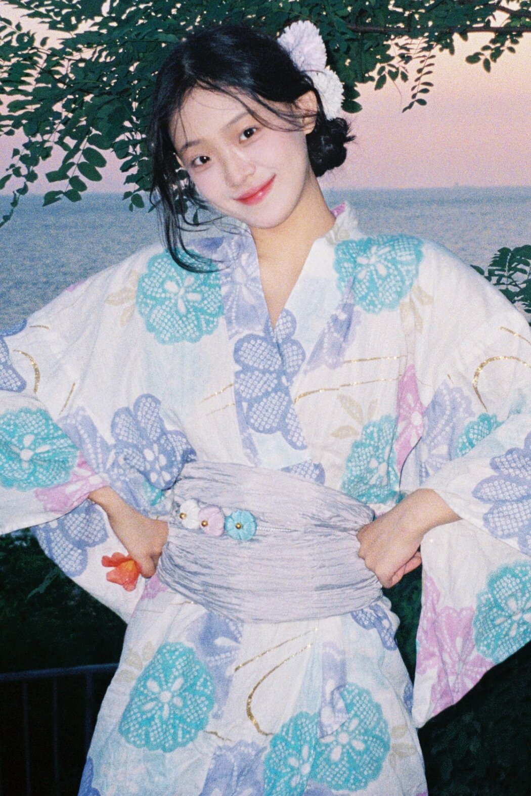 YiTuYu艺图语 Vol.10490 Yi Wei Yu (11P) Cover Photo