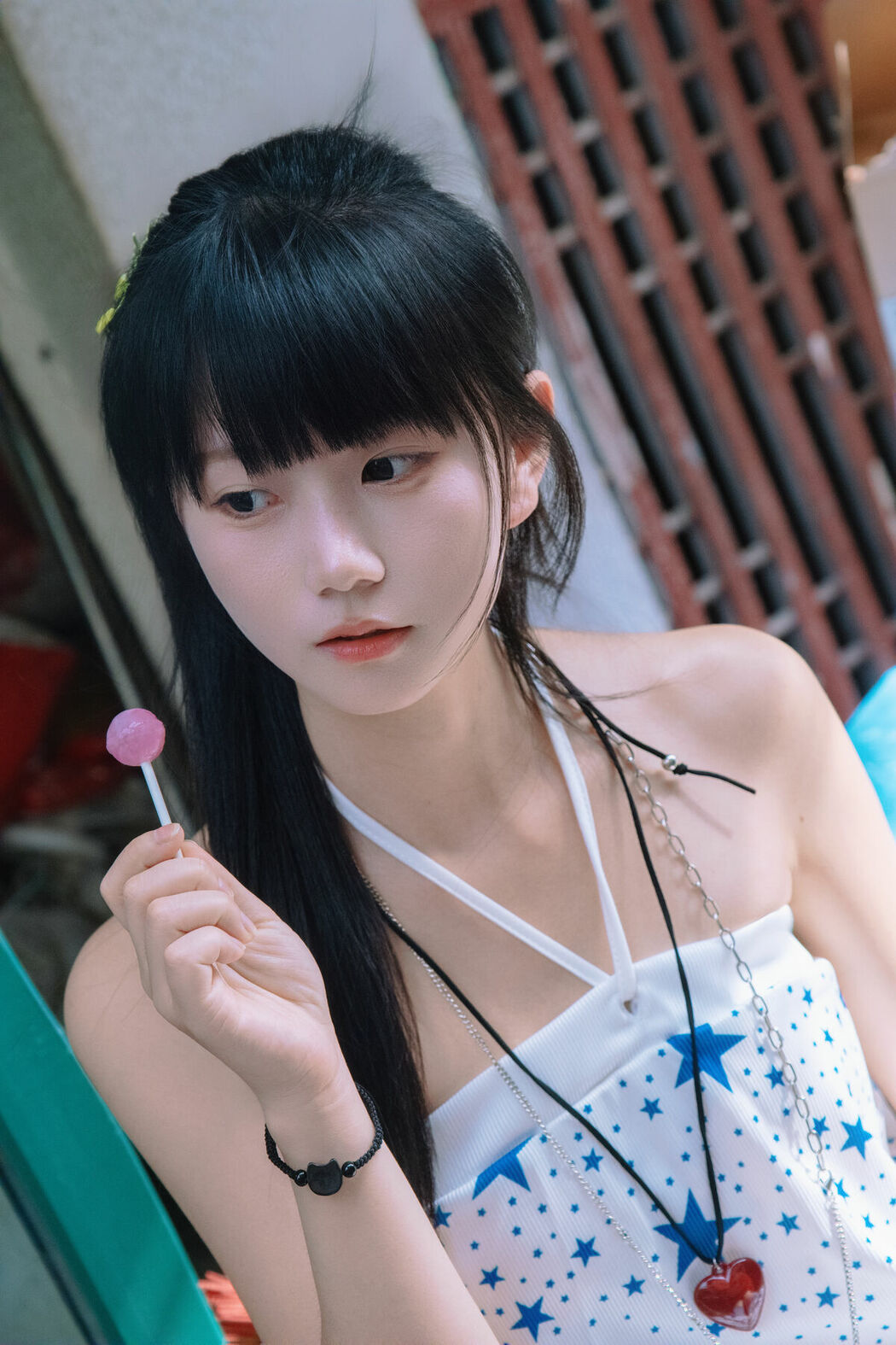 YiTuYu艺图语 Vol.10489 Rou Song Bao (26P)