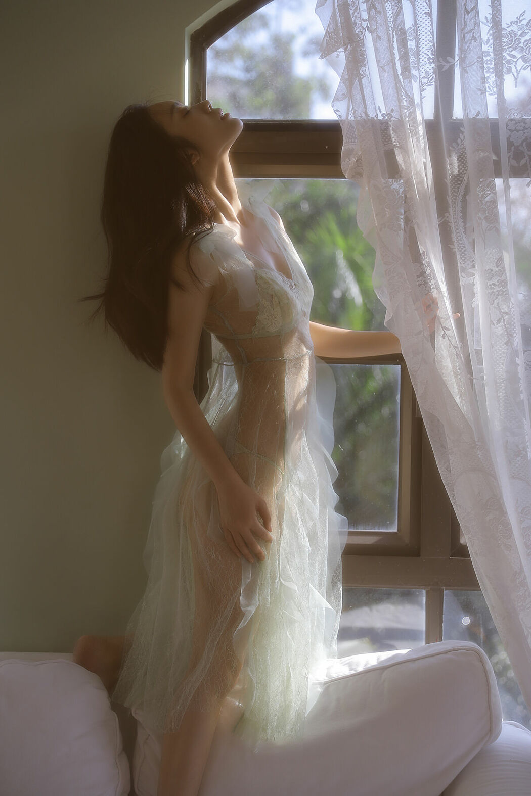 YiTuYu艺图语 Vol.10491 Liu Liu (10P)