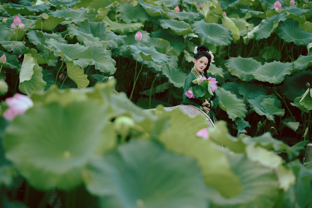 YiTuYu艺图语 Vol.10496 Hu Nan Nan O (46P)