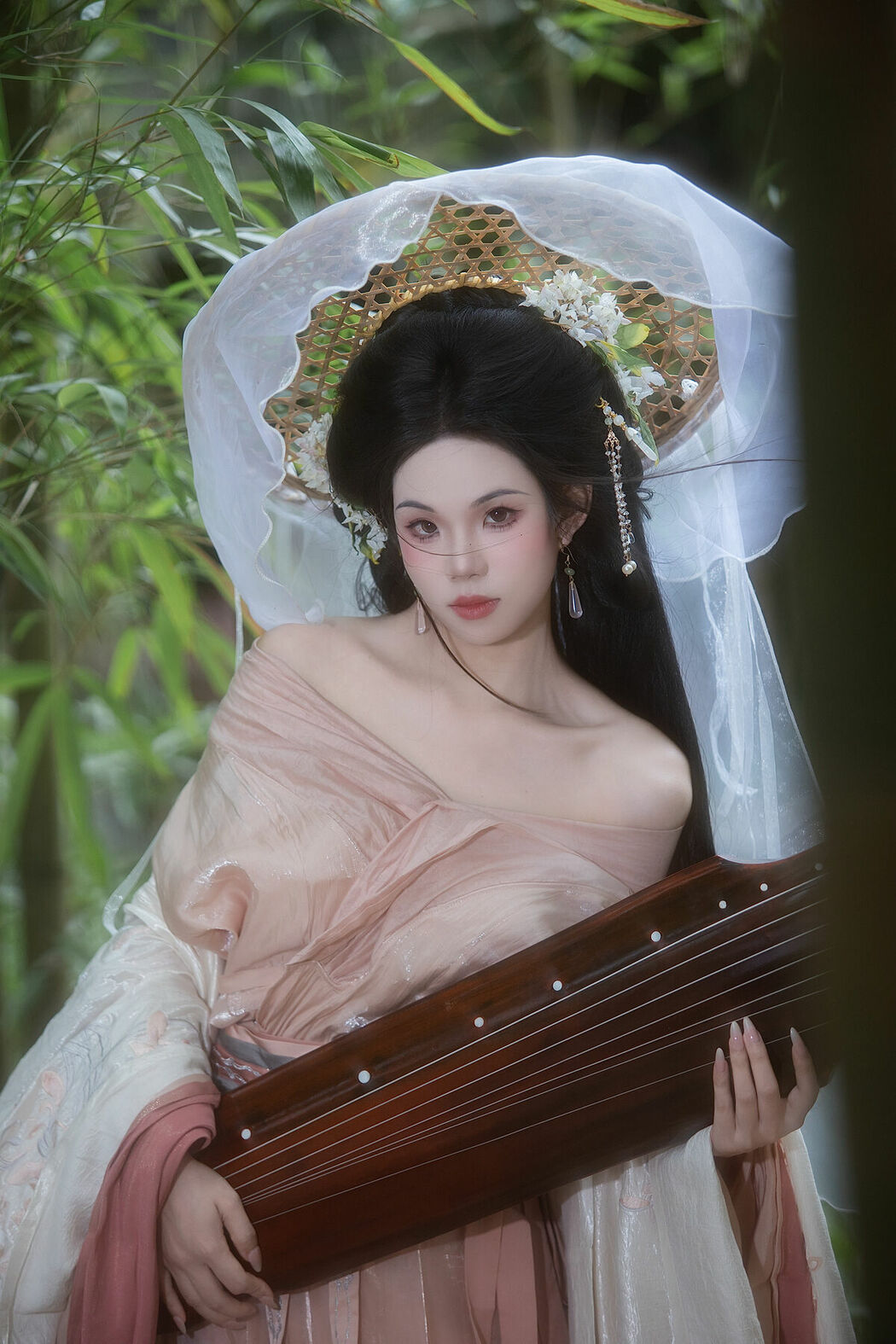 YiTuYu艺图语 Vol.10497 Yi Ming (10P)