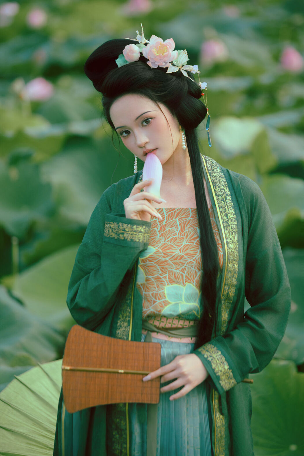 YiTuYu艺图语 Vol.10496 Hu Nan Nan O (46P)