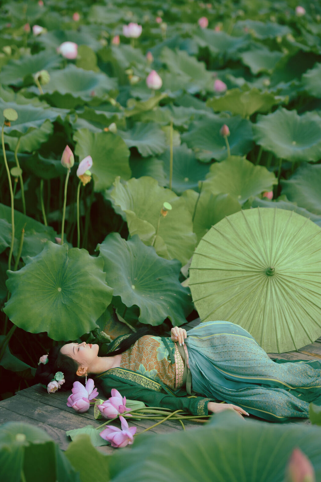 YiTuYu艺图语 Vol.10496 Hu Nan Nan O (46P)