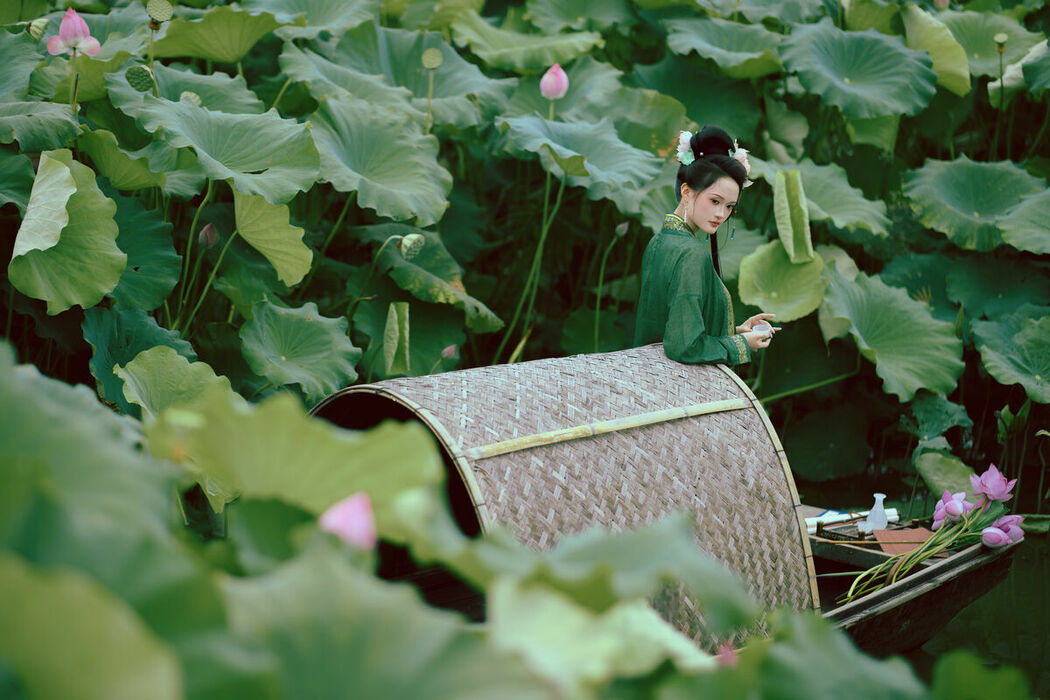 YiTuYu艺图语 Vol.10496 Hu Nan Nan O (46P)