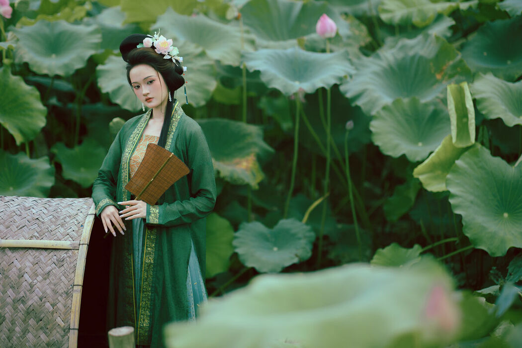 YiTuYu艺图语 Vol.10496 Hu Nan Nan O (46P)