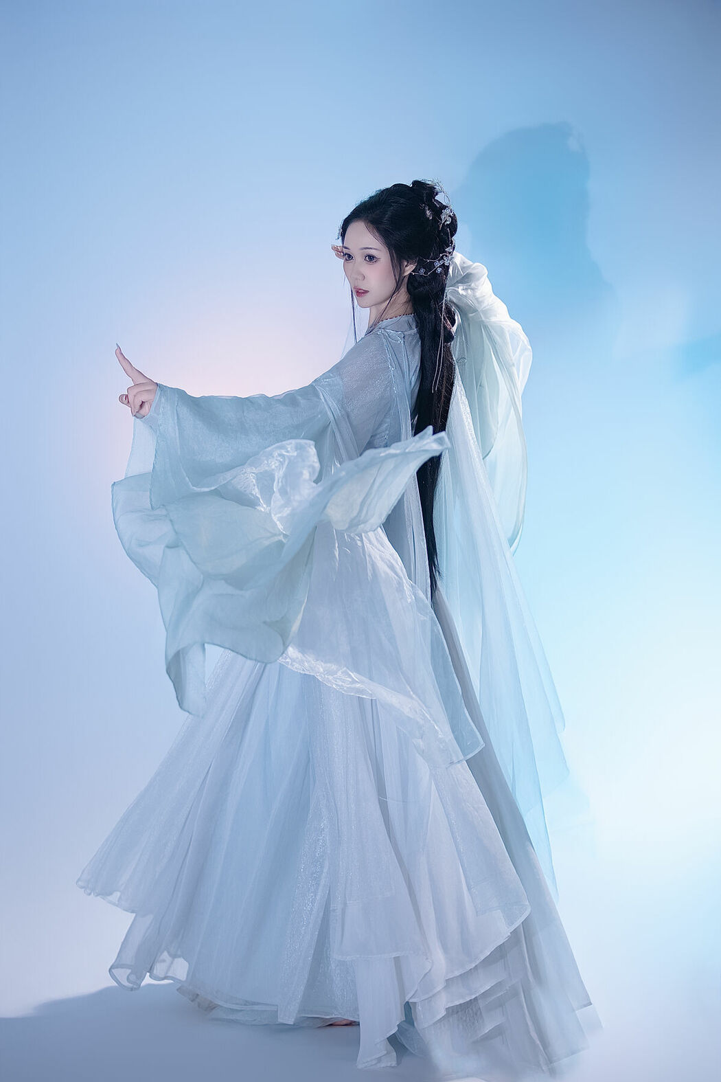 YiTuYu艺图语 Vol.10498 Yi Ming (13P)