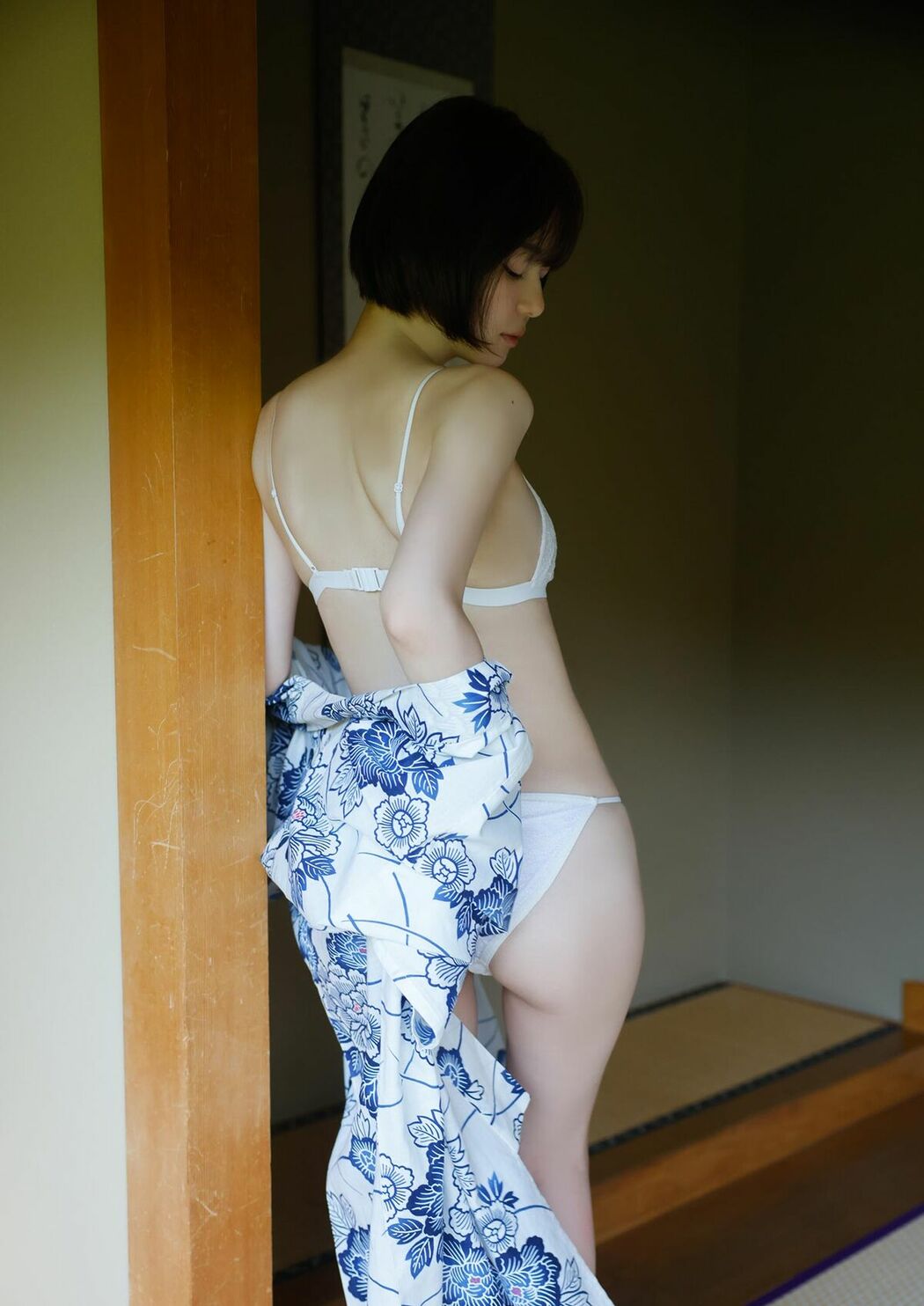 JP Ikechan いけちゃん – いけジャーニー スピ サン グラビアフォトブック (40P)