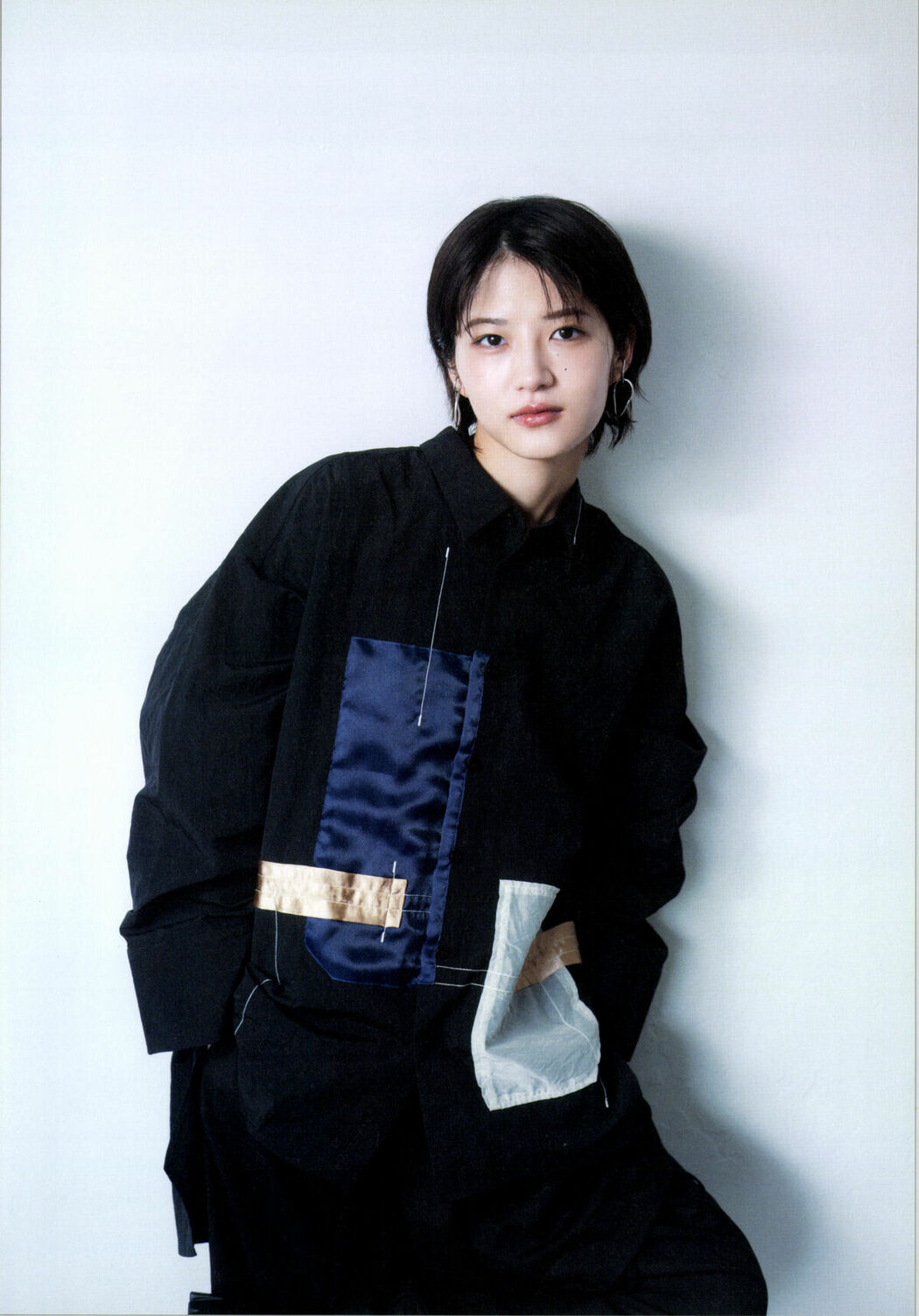 JP Yumi Wakatsuki 若月佑美 – 履きなれない靴を履き潰すまで Part02 (62P)