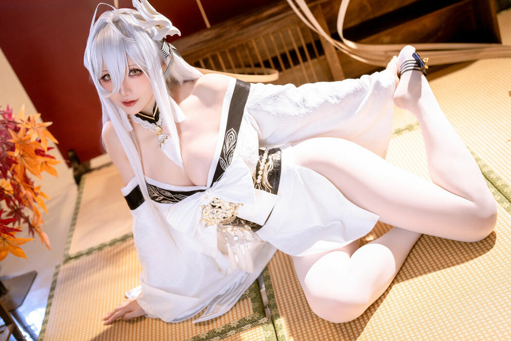 Coser@星之迟迟Hoshilily – 碧蓝航线 白凤 (60P)
