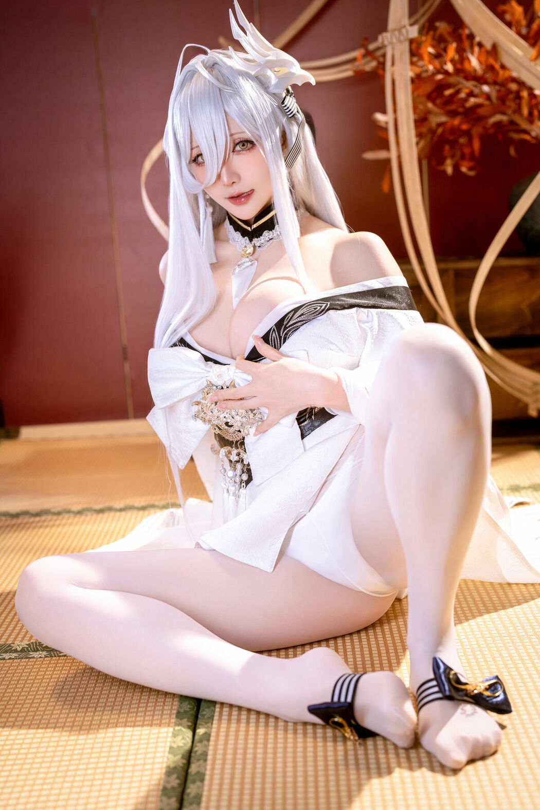 Coser@星之迟迟Hoshilily – 碧蓝航线 白凤 (60P)