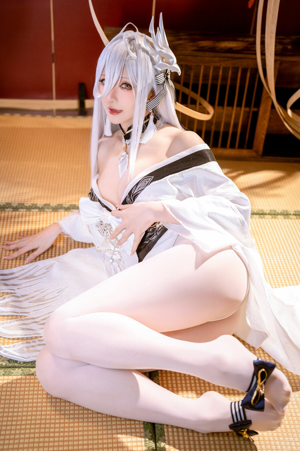 Coser@星之迟迟Hoshilily – 碧蓝航线 白凤 (60P)