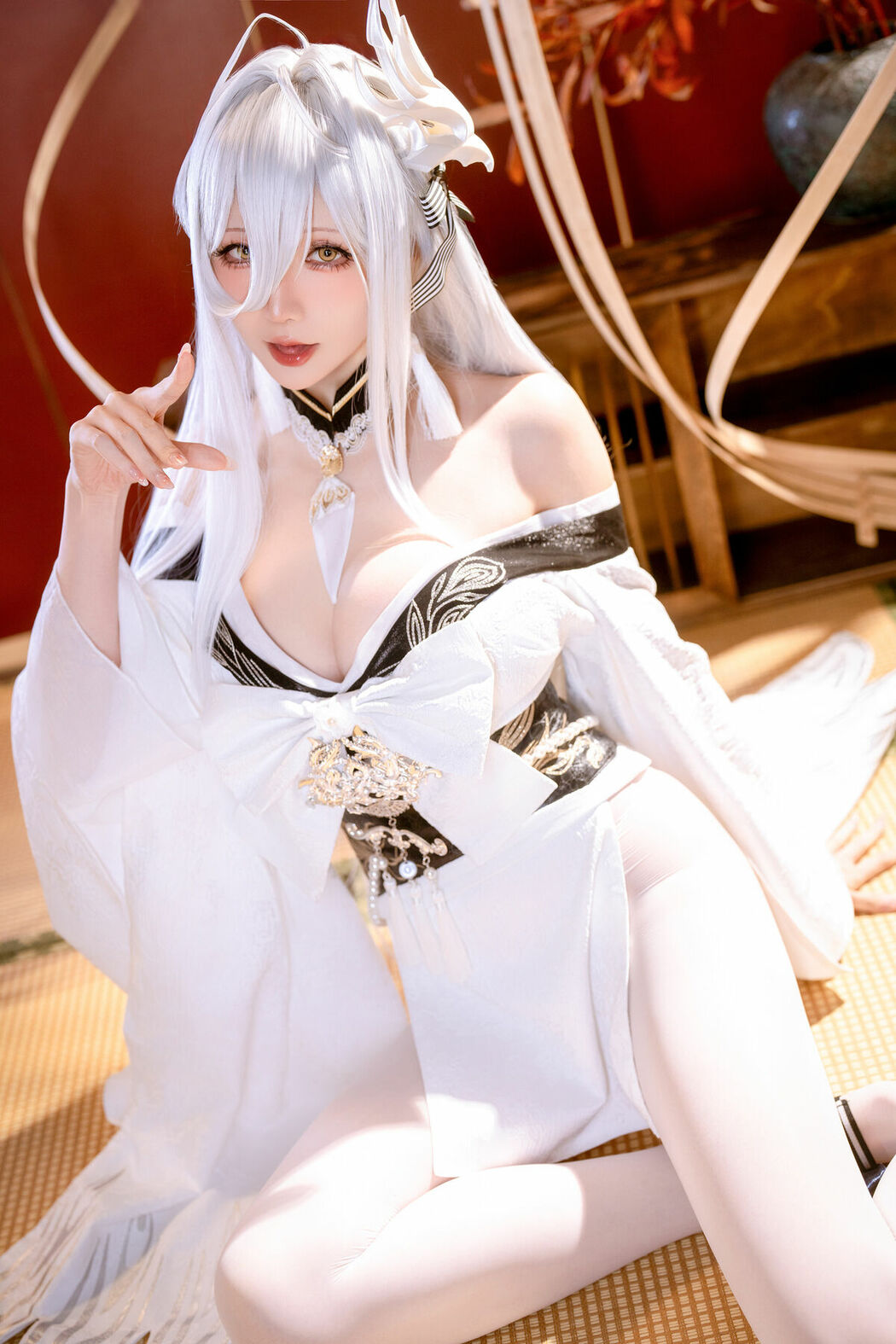 Coser@星之迟迟Hoshilily – 碧蓝航线 白凤 (60P)