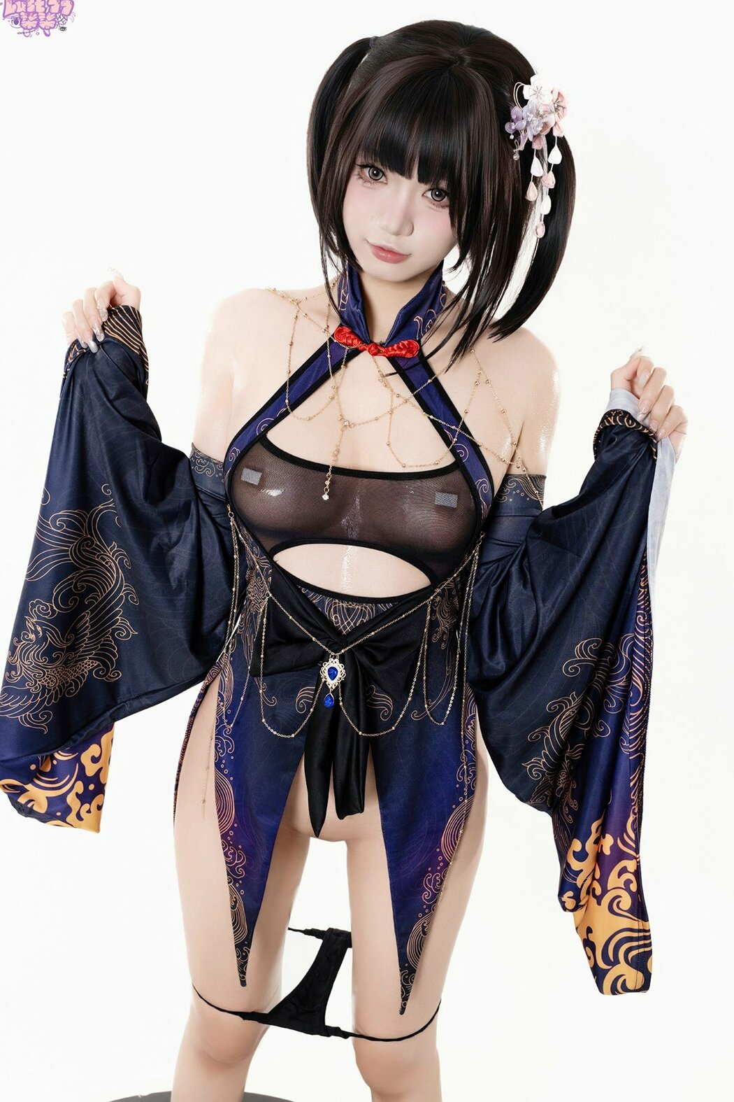 Coser@柒柒要乖哦 – 紫电 (70P) Cover Photo