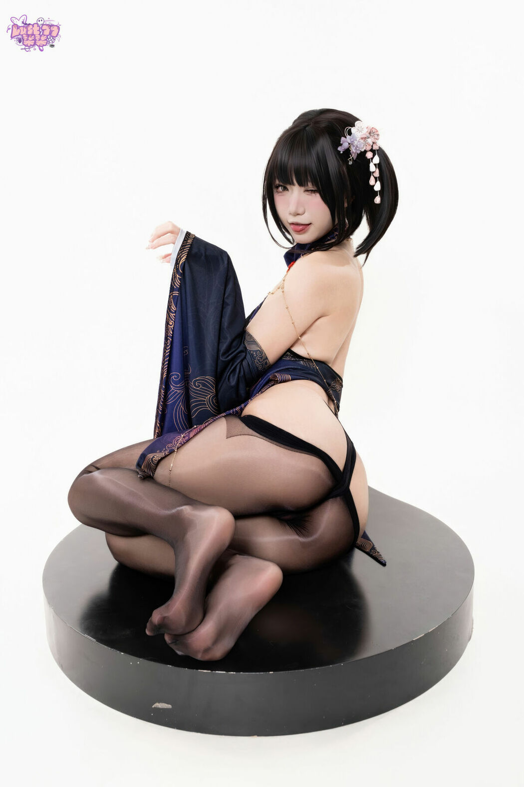 Coser@柒柒要乖哦 – 紫电 (70P)