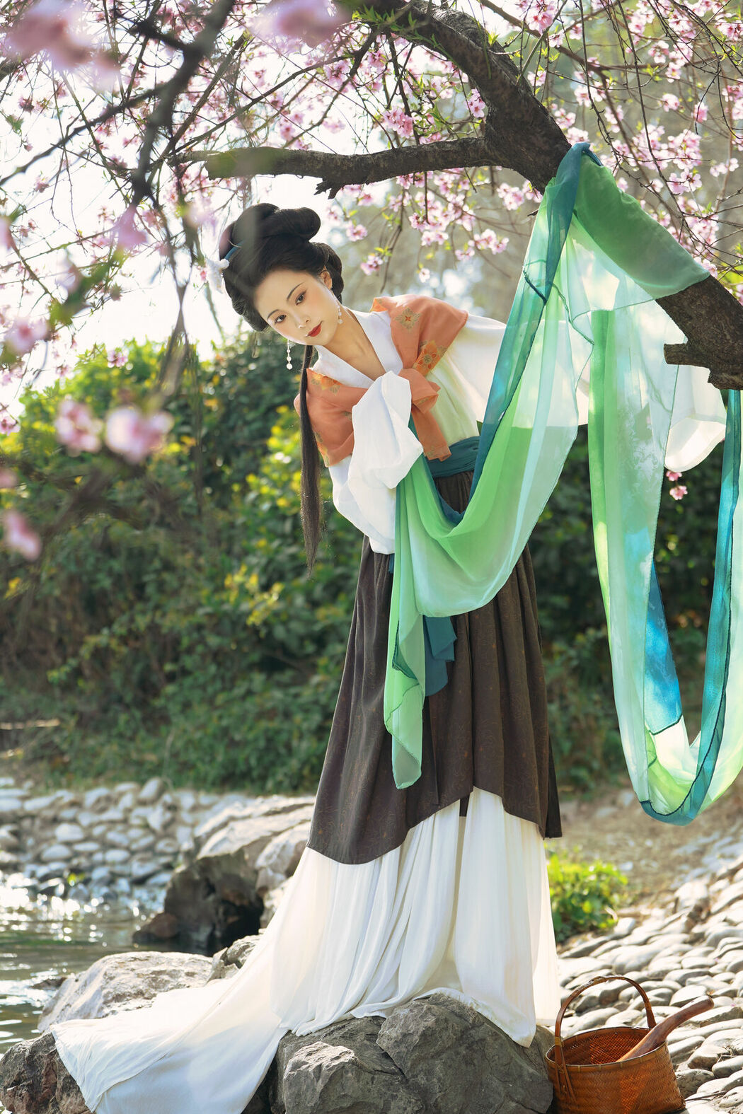 YiTuYu艺图语 Vol.10505 San Xian (11P)