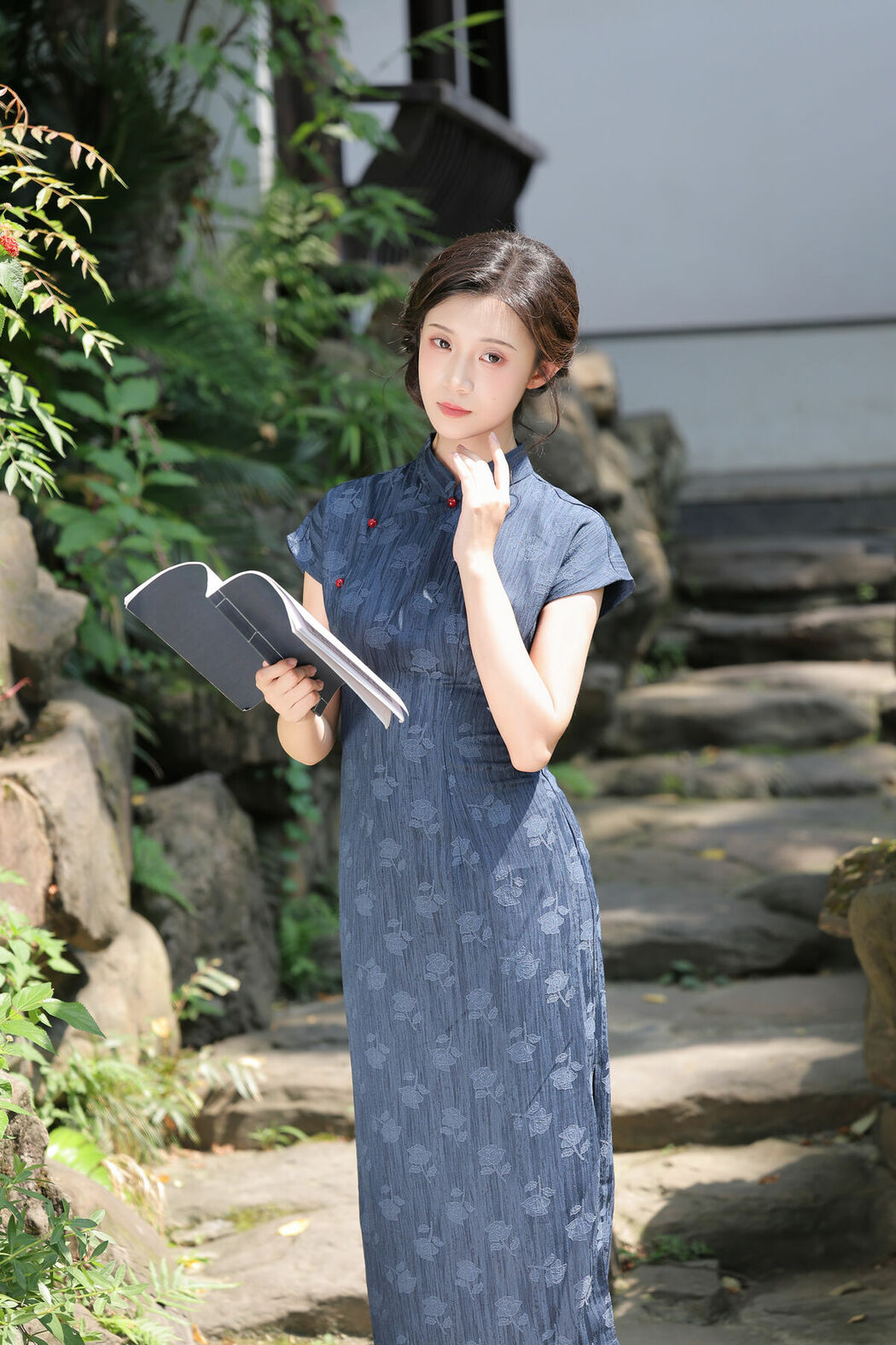 YiTuYu艺图语 Vol.10509 Yi Kou Shao Mai (12P)