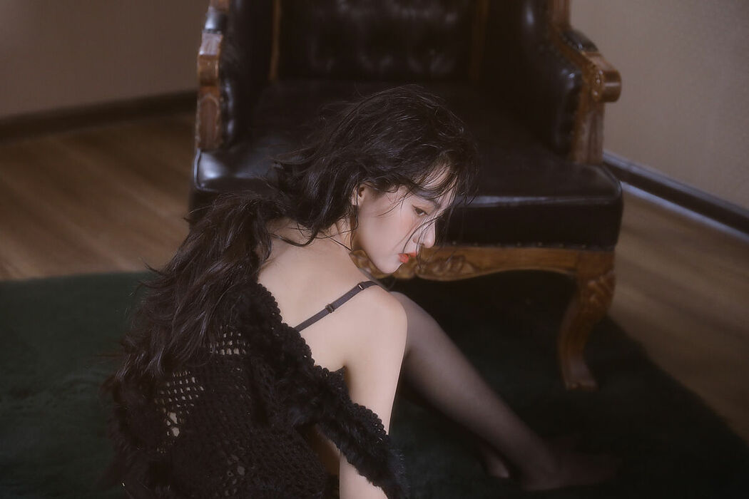 YiTuYu艺图语 Vol.10512 Fi Fi Xuan (12P)