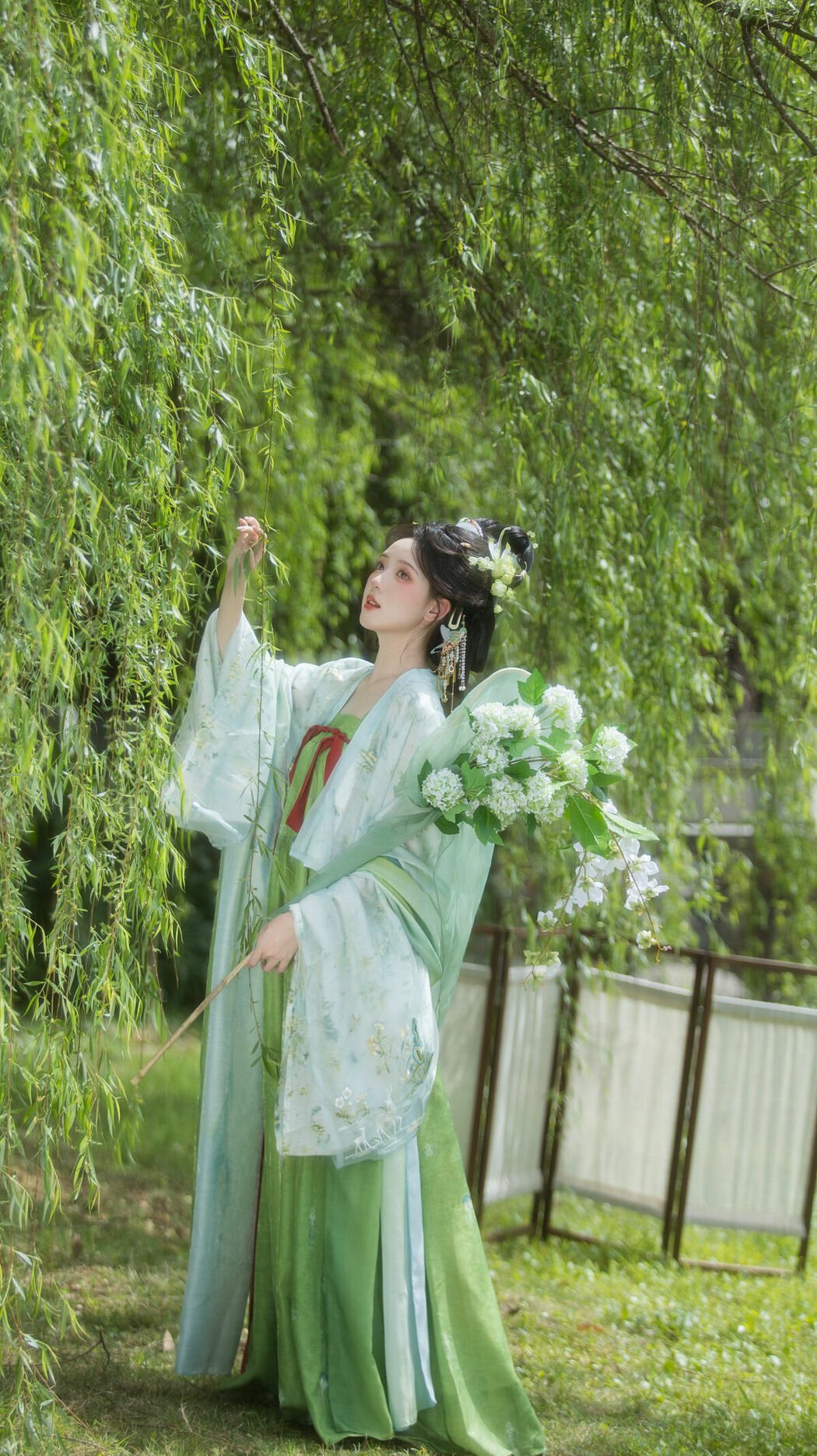 YiTuYu艺图语 Vol.10514 Yi Ming (14P)