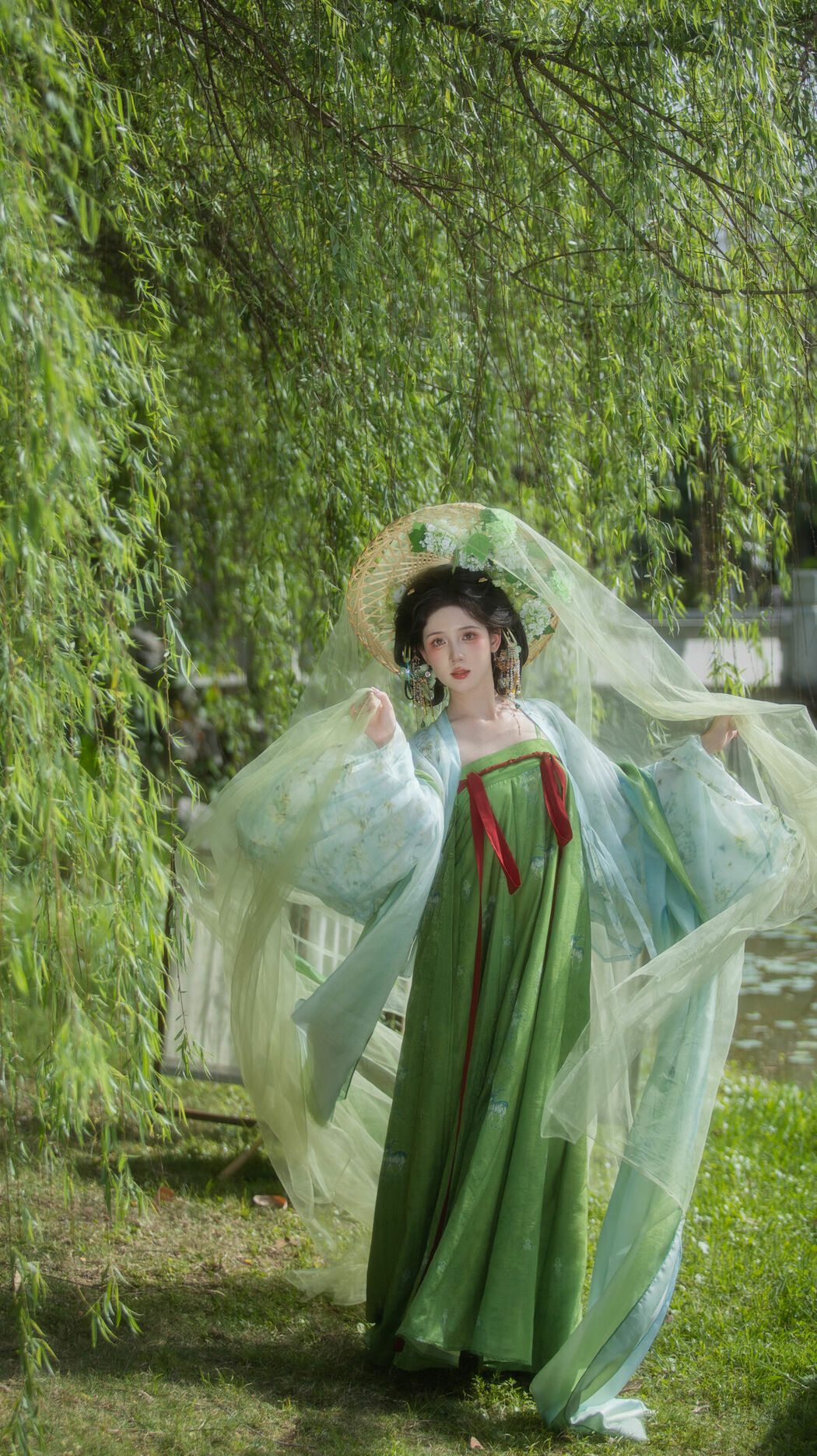 YiTuYu艺图语 Vol.10514 Yi Ming (14P)