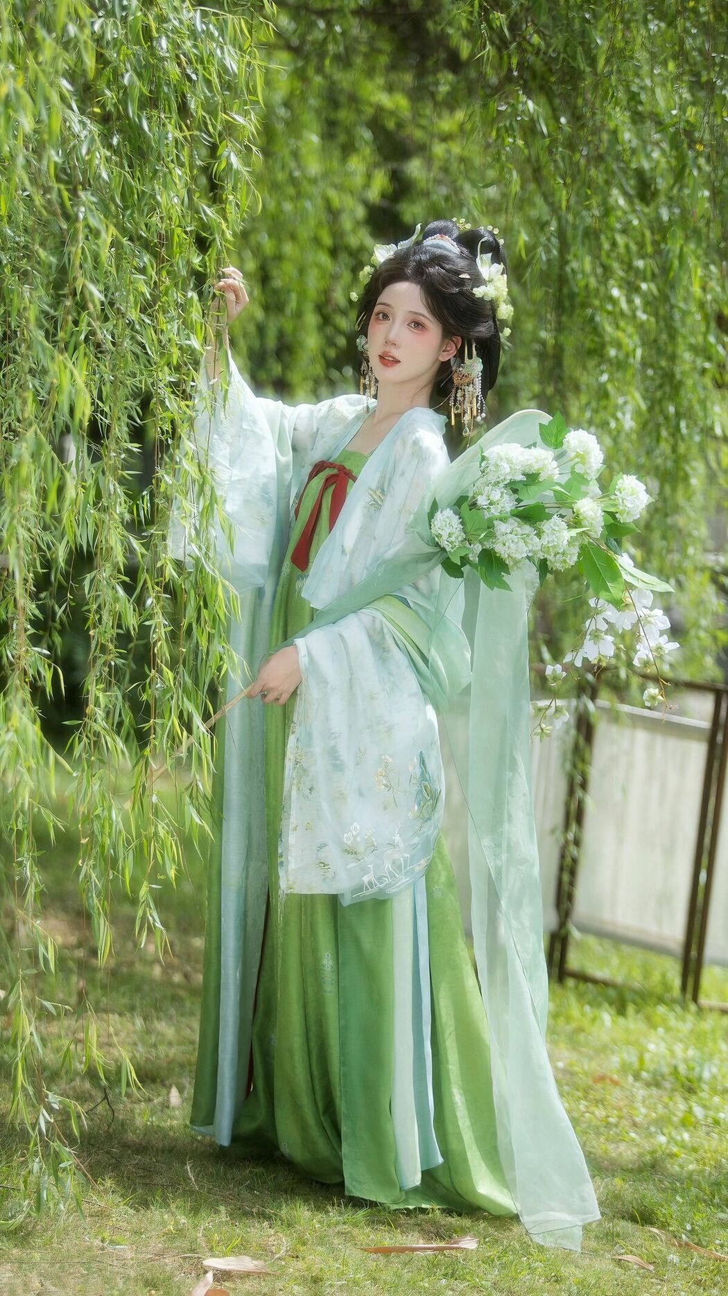 YiTuYu艺图语 Vol.10514 Yi Ming (14P)