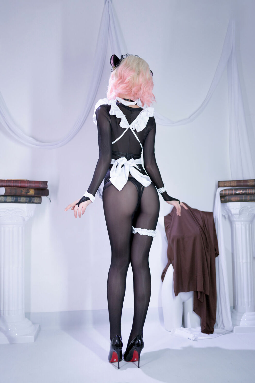 Coser@千反田鹿子 – 私房 黑丝女仆 (40P)