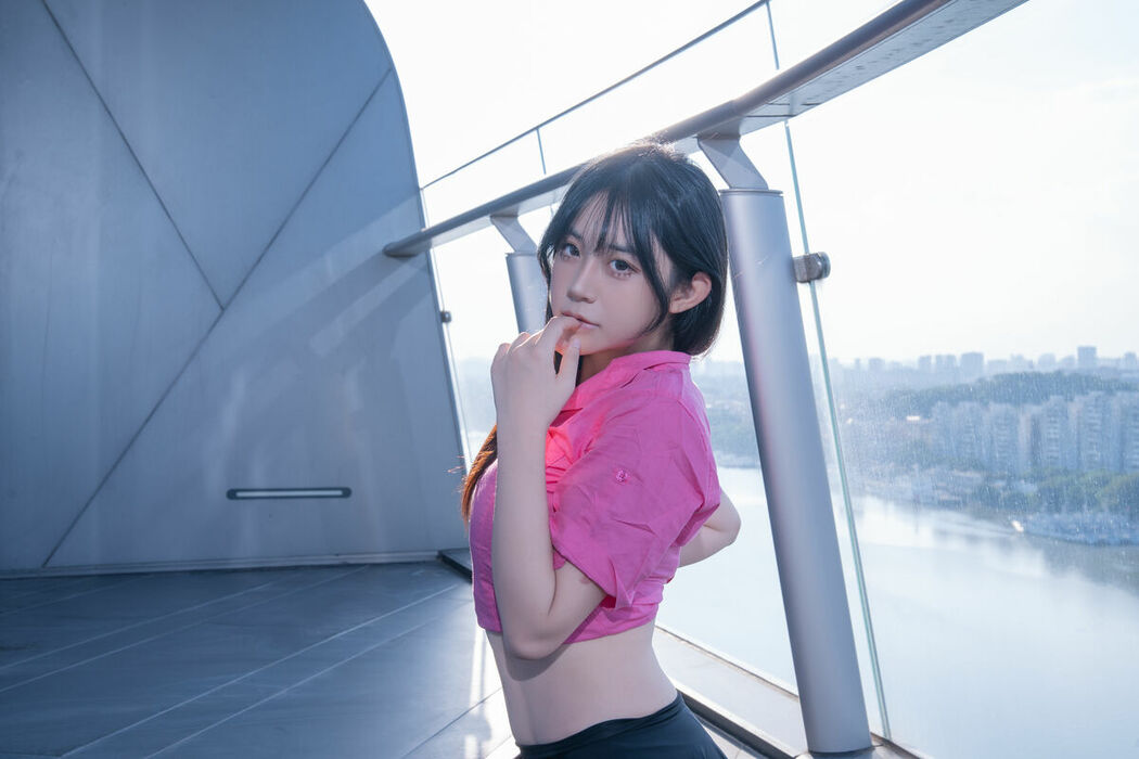 YiTuYu艺图语 Vol.10518 Yi Yuan Tong Xue Jodie (46P)