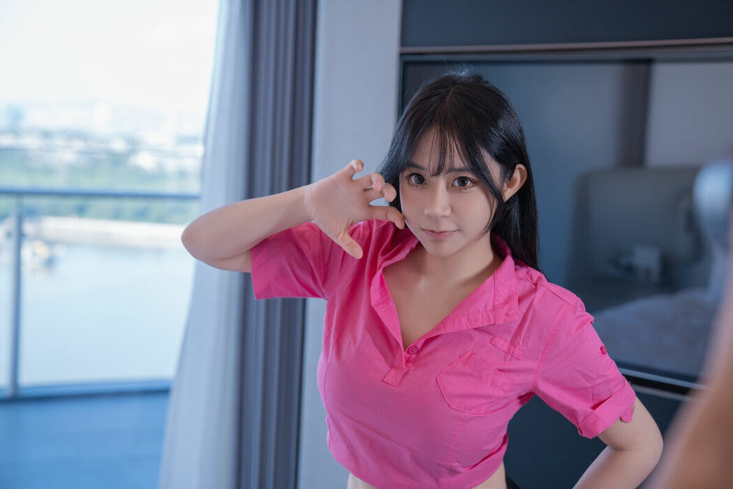 YiTuYu艺图语 Vol.10518 Yi Yuan Tong Xue Jodie (46P)