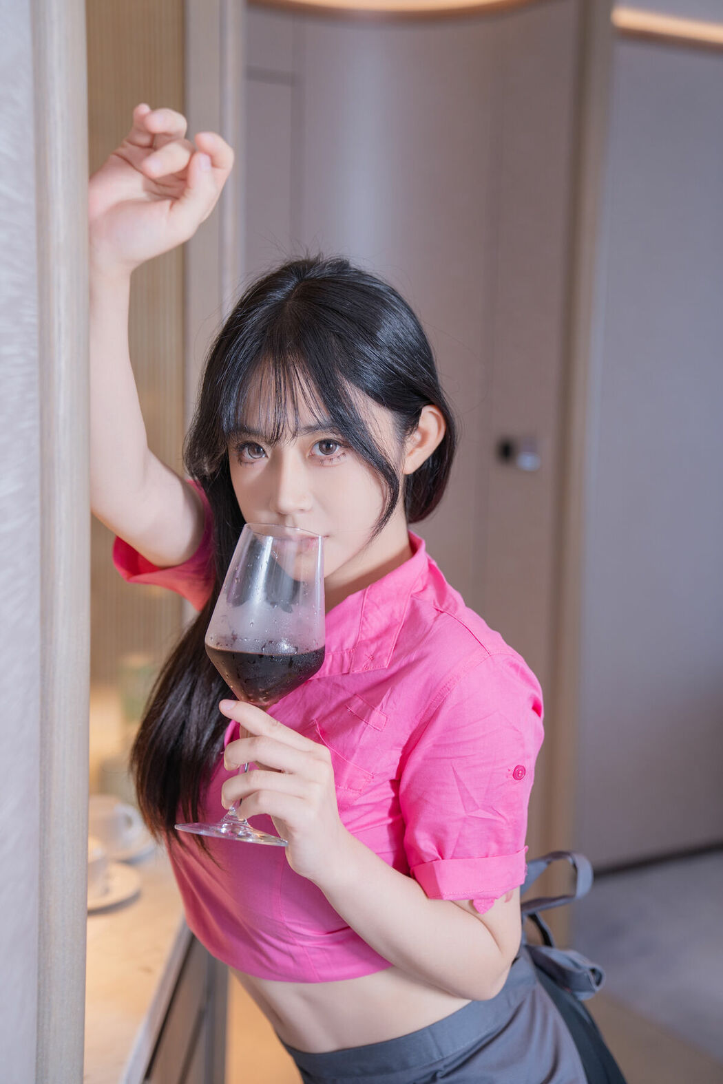 YiTuYu艺图语 Vol.10518 Yi Yuan Tong Xue Jodie (46P)