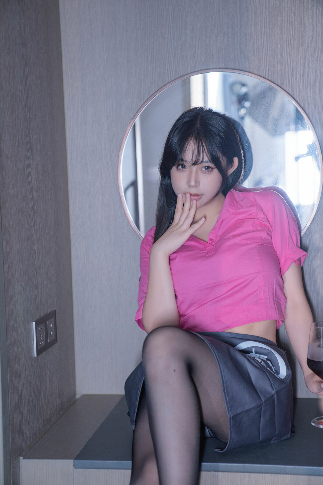 YiTuYu艺图语 Vol.10518 Yi Yuan Tong Xue Jodie (46P)