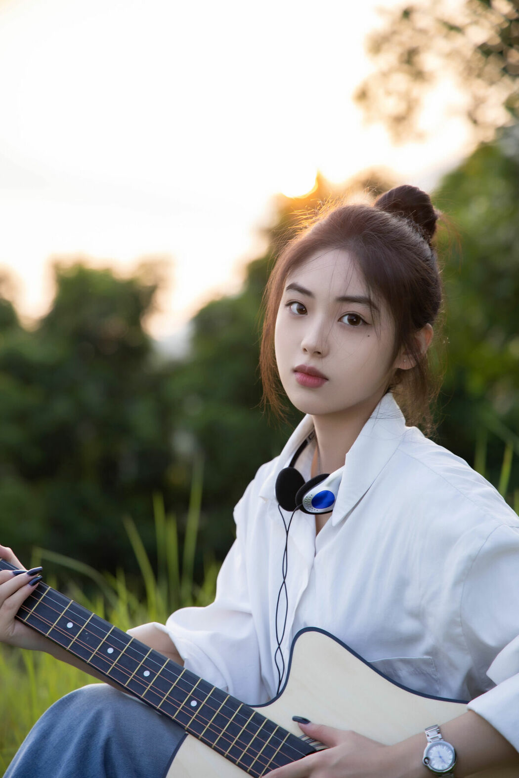YiTuYu艺图语 Vol.10520 Lin Yun Si (18P)